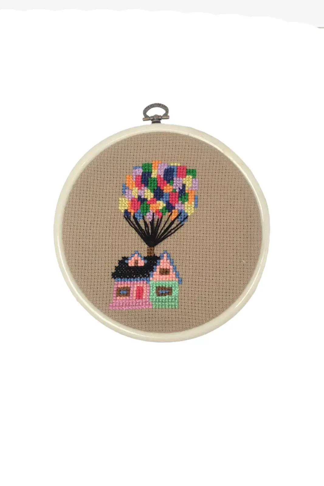 Balon Ev Motifli Kanaviçe Tablo