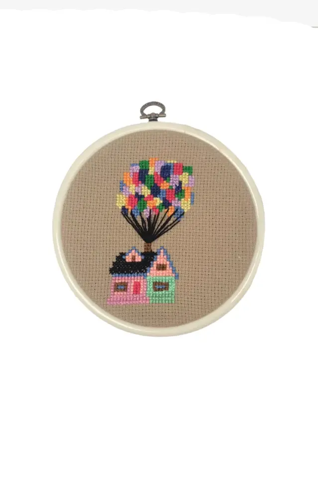 Balon Ev Motifli Kanaviçe Tablo