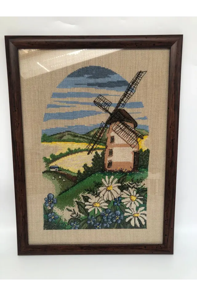 Değirmen Motifli Kanaviçe  Cam Tablo